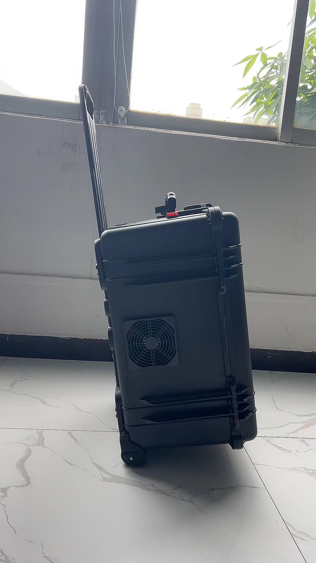 鹤壁手拉箱型移动通信干扰器